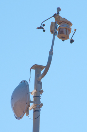 Weather Station
                  on 101 Freeway