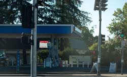 Ukiah, Perkins St Chevron station with Generator