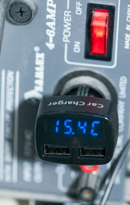 4 In 1
Car Dual USB Jacks