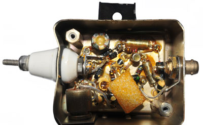 AM-4859/ARN89 Amplifier,
                  Impedance