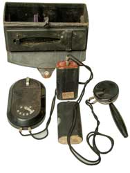 Acousticon Model SRD Carbon hearing aid