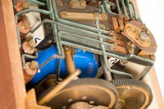 Biddle Megger
                  Wood