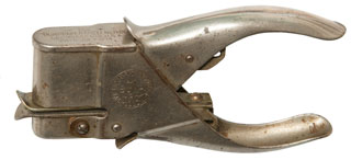 Bump Paper Fastener
                    Co Stand model