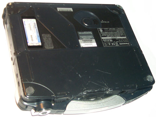 Toughbook
                CF-28S Bottom