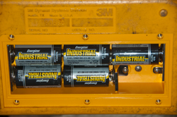 Dynatel
                      965 Yellow Lunch Box Subscriber Loop Analyzer