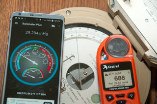 Wallace &
                        Tiernan FA 181 Altimeter