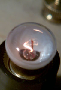 Eveready Mazda
1.5 Volt filament