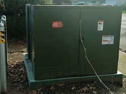 Suspected Fiber Optic Splice/Repeater
                              Box near businesses in Ukiah.