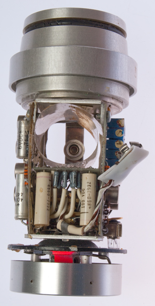 General Radio
                  1562-A Sound-Level Calibrator Battery Compartment