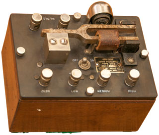 General Radio
                        1000 CPS Audio Oscillator 213B