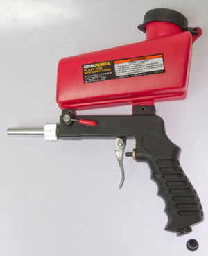 Harbor
Freight 95793 Gravity Feed Blast Gun