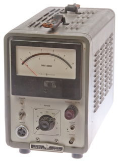 HP 428
                      Clip-on Milliammeter Magnetometer