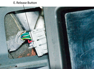 2000 Honda
                  Oddyssey Radio Removing Center Dash Panel Connectors