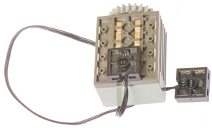 Lego First
                    Generation 3-C Cell Battery Box & Motors
                    (connection cables missing)