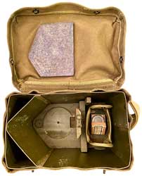 EE-84 Signal
                  Lamp Equipment, M-132 Lamp