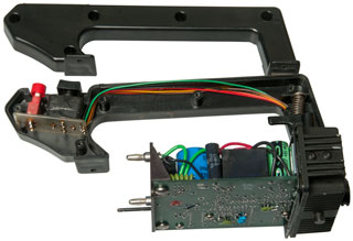 Peak Beam Systems 6
Million Candlepower HID Flashlight