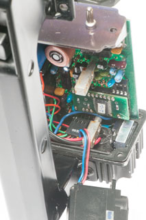 Peak Beam Systems 6
Million Candlepower HID Flashlight