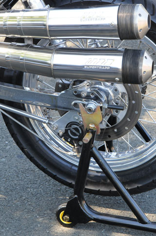 Harley Davidson
                    XR750