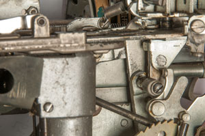 Mills Vest
                      Pocket Slot Machine - Trade Stimulator