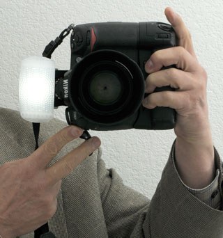 Nikon
                Vertical Battery Grip works with either 8 AA or 2
                EN-EL3e