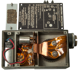 Narda
                          Microline Model 8210 Meter & Model 8221
                          2.45 GHz 20 mW/cm2 Probe