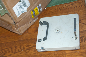 Nikon SMZ-U shipping box BAD PACKAGING