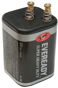 1209 Lantern
Battery with Thumb Nuts