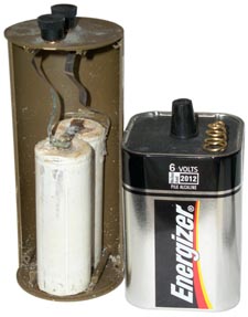 No. 6 Dry Cell and 6 volt lantern battery (#529)