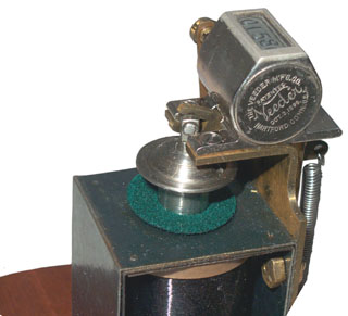 Veeder
                Electro-Mechanical Counter