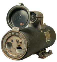 PE-101
                          Dynamotor