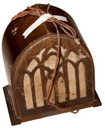 Peerless
                      Speaker Mfg. by United Radio Corp. under
                      Lektophone Patents