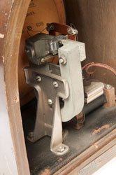 Peerless
                      Speaker Mfg. by United Radio Corp. under
                      Lektophone Patents