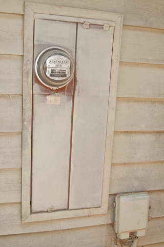 Brooke's
                      Guide to Utility Poles