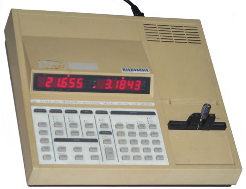 SR715 LCR Meter