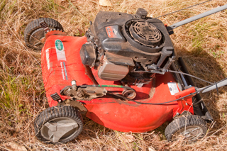 Lawn Mower (Scott's Model 22815x7A) walk behind
                  self powered lawnmower