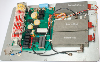 TW100F/At Inside
                  missing screws & 2 broken wires