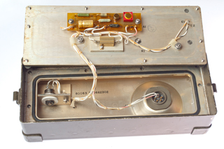 U-383/VR DC Battery
                  Eliminator