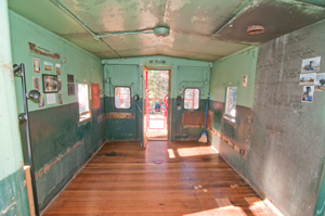 Union Pacific
                Copula Caboose UP25496