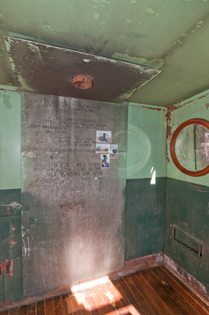 Union Pacific
                Copula Caboose UP25496