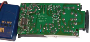 Battery Space Universal Smart Charger Inside Bottom