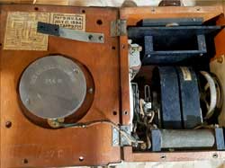 523132 Magneto
                  Call-Box, Charles E. Scribner, Western Electric,
                  1894-07-17 - Long Island Rail Road Co