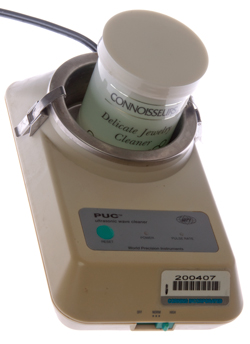 World Precision
              Instruments Inc. Model PUC-Y with Connoisseurs Delicate
              Jewelry Cleaner