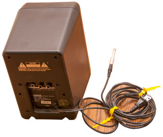 Yahama MS101
                    II Monitor Speaker